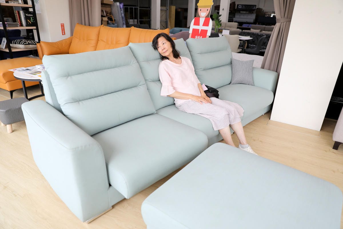 台南沙發｜BNS台南家居美學館 價格公開透明，MIT台製最安心 台南客製化沙發工廠推薦！