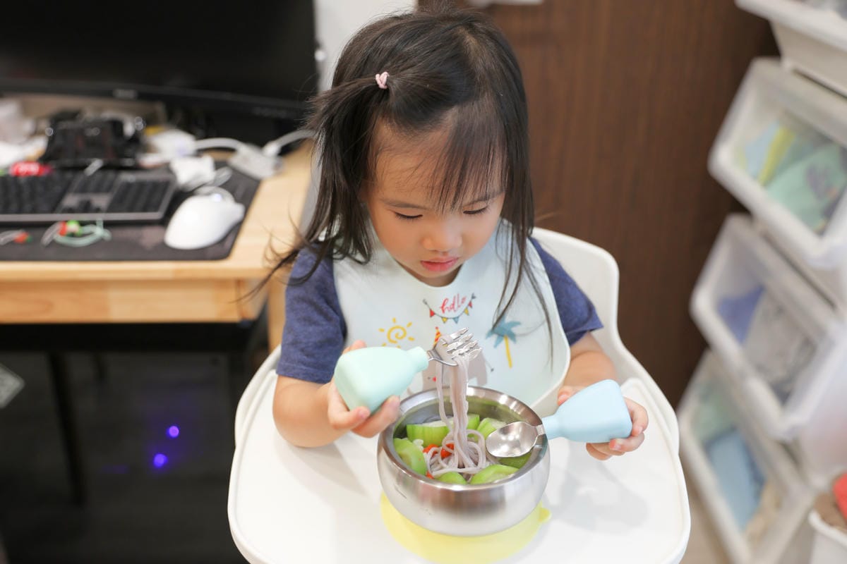 親子育兒|HiBEBE親子購物 little.b 寶寶學習吸盤碗(316不銹鋼碗) 幼兒學習餐具推薦! - 第11張圖 親子育兒|HiBEBE親子購物 little.b 寶寶學習吸盤碗(316不銹鋼碗) 幼兒學習餐具推薦!