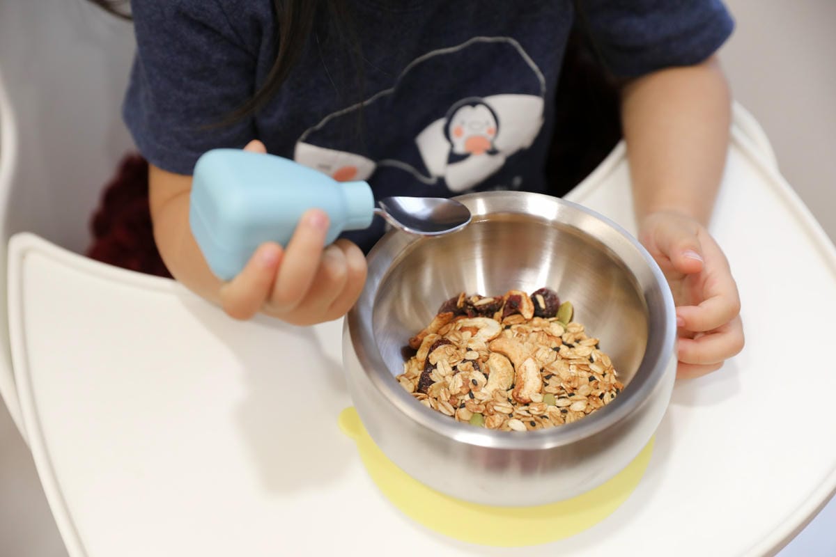 親子育兒|HiBEBE親子購物 little.b 寶寶學習吸盤碗(316不銹鋼碗) 幼兒學習餐具推薦! - 第7張圖 親子育兒|HiBEBE親子購物 little.b 寶寶學習吸盤碗(316不銹鋼碗) 幼兒學習餐具推薦!
