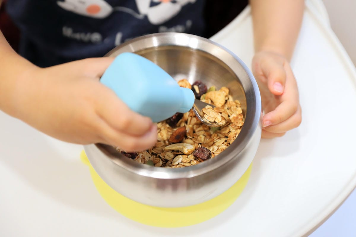 親子育兒|HiBEBE親子購物 little.b 寶寶學習吸盤碗(316不銹鋼碗) 幼兒學習餐具推薦! - 第8張圖 親子育兒|HiBEBE親子購物 little.b 寶寶學習吸盤碗(316不銹鋼碗) 幼兒學習餐具推薦!