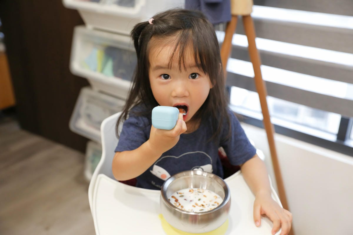 親子育兒|HiBEBE親子購物 little.b 寶寶學習吸盤碗(316不銹鋼碗) 幼兒學習餐具推薦! - 第9張圖 親子育兒|HiBEBE親子購物 little.b 寶寶學習吸盤碗(316不銹鋼碗) 幼兒學習餐具推薦!