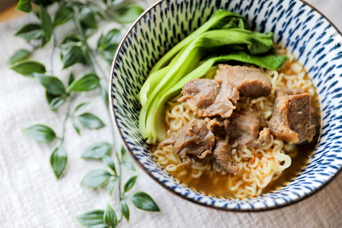 料理｜多樂食品 冷凍食品批發團購團購網推薦！紅龍牛肉湯（牛肉麵）、紅龍雞塊、鹹豬肉（鹹豬肉炒高麗菜）