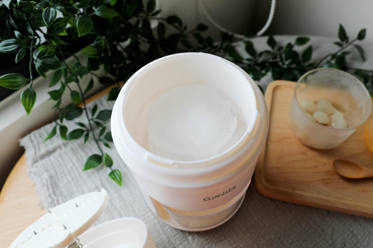 料理|君來生活 GINLIFE手搖刨冰機 夏日消暑必備.在家也能DIY剉冰!好吃又衛生~ - 第4張圖 料理|君來生活 GINLIFE手搖刨冰機 夏日消暑必備.在家也能DIY剉冰!好吃又衛生~