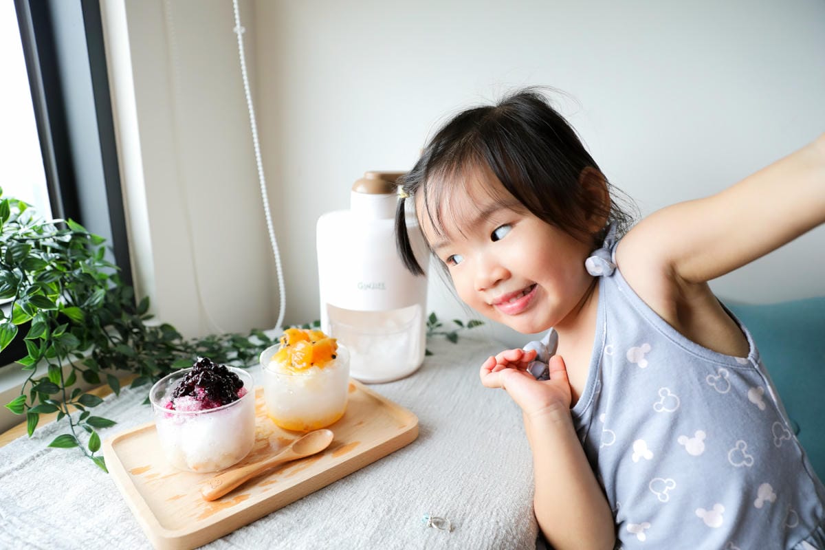 料理|君來生活 GINLIFE手搖刨冰機 夏日消暑必備.在家也能DIY剉冰!好吃又衛生~ - 第12張圖 料理|君來生活 GINLIFE手搖刨冰機 夏日消暑必備.在家也能DIY剉冰!好吃又衛生~