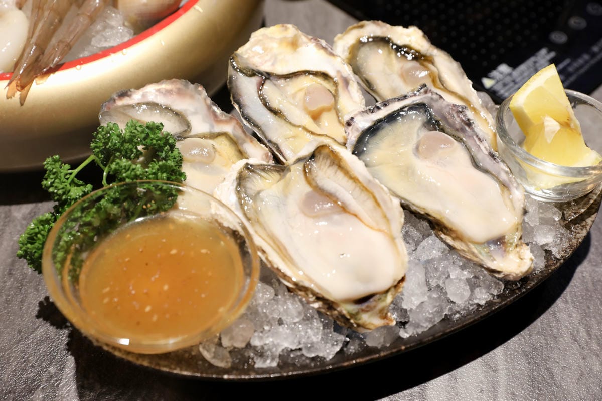 桃園食記｜食鍋性也 海鮮鍋物 青埔美食、親子友善餐廳、火鍋推薦！海鮮蛤蜊湯頭+199升級肉品吃到飽