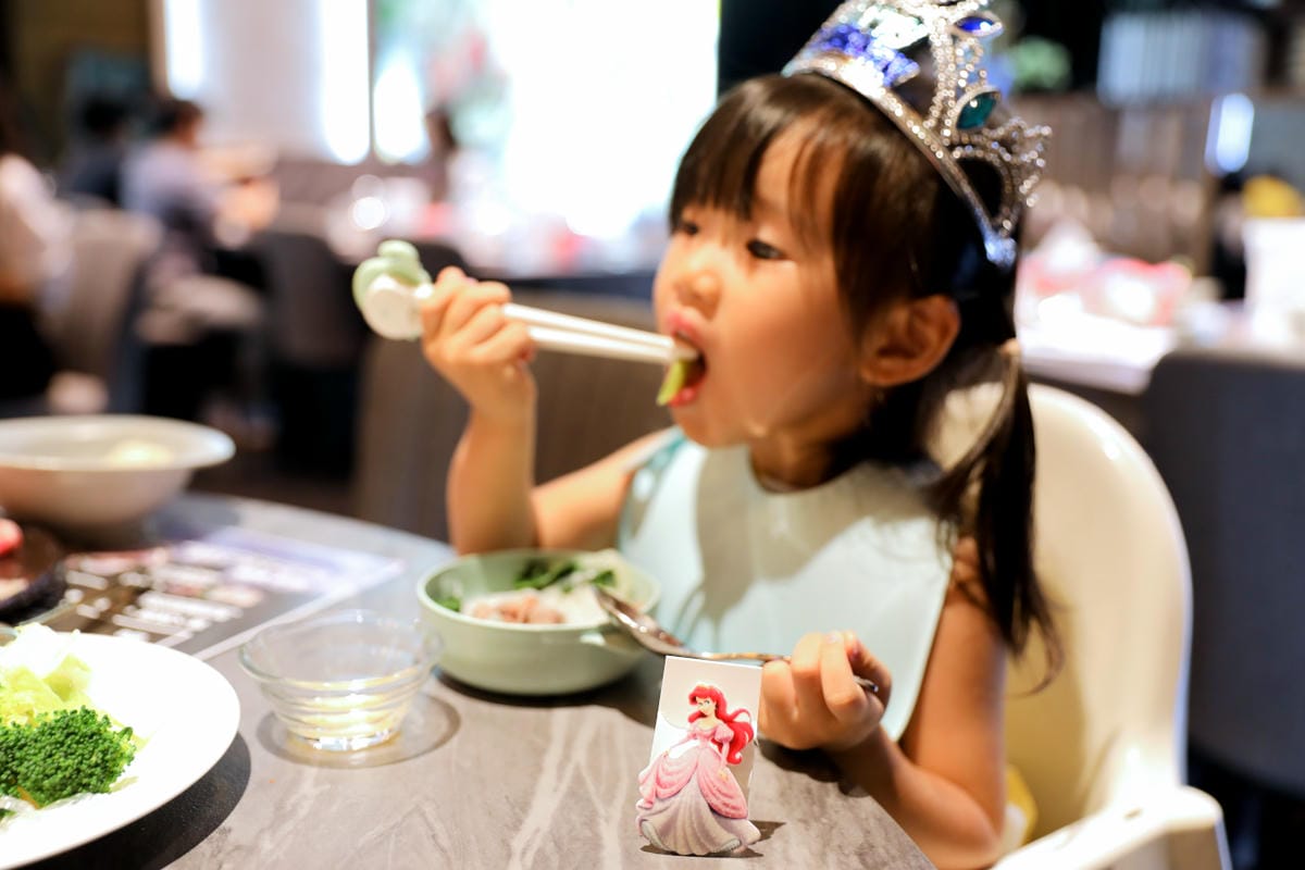 桃園食記｜食鍋性也 海鮮鍋物 青埔美食、親子友善餐廳、火鍋推薦！海鮮蛤蜊湯頭+199升級肉品吃到飽
