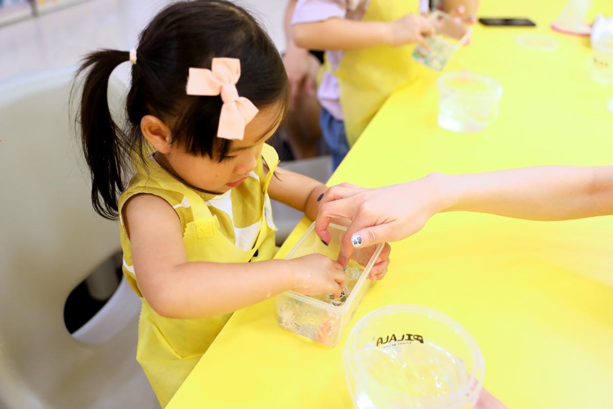 親子育兒|中和環球 PILALA皮拉拉史萊姆樂園 史萊姆DIY、親子課程推薦! - 第31張圖 親子育兒|中和環球 PILALA皮拉拉史萊姆樂園 史萊姆DIY、親子課程推薦!