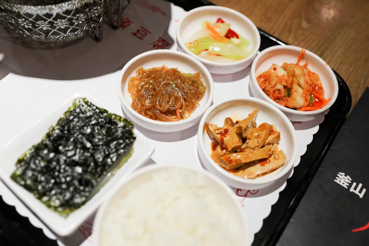 台北食記｜西門町韓式料理推薦！釜山順豆腐 個人韓式銅盤烤肉 西門町必吃美食，道地韓國料理推薦！