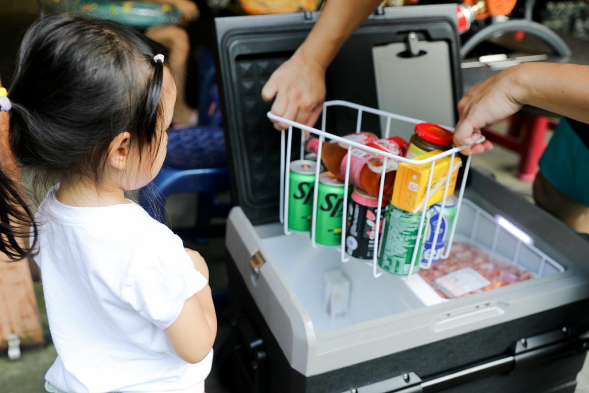 露營用品｜露營冰箱推薦！【HERAN禾聯家電】HPR-50AP01S 50L行動冰箱 雙槽獨立溫控，露營食材保鮮沒問題！