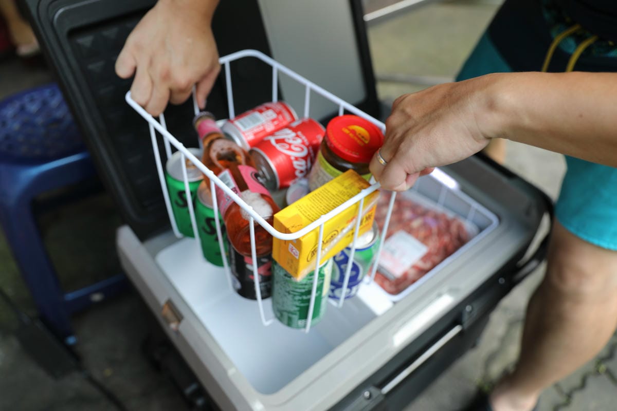 露營用品｜露營冰箱推薦！【HERAN禾聯家電】HPR-50AP01S 50L行動冰箱 雙槽獨立溫控，露營食材保鮮沒問題！