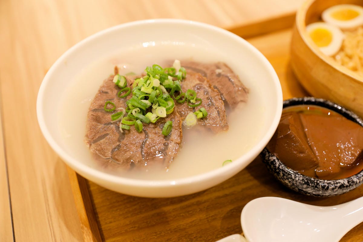 桃園食記|大師兄銷魂麵鋪 熱辣酷暑不要來!暑假親子歡樂放電&避暑的好去處,就在中壢大江購物中心! - 第8張圖 桃園食記|大師兄銷魂麵鋪 熱辣酷暑不要來!暑假親子歡樂放電&避暑的好去處,就在中壢大江購物中心!