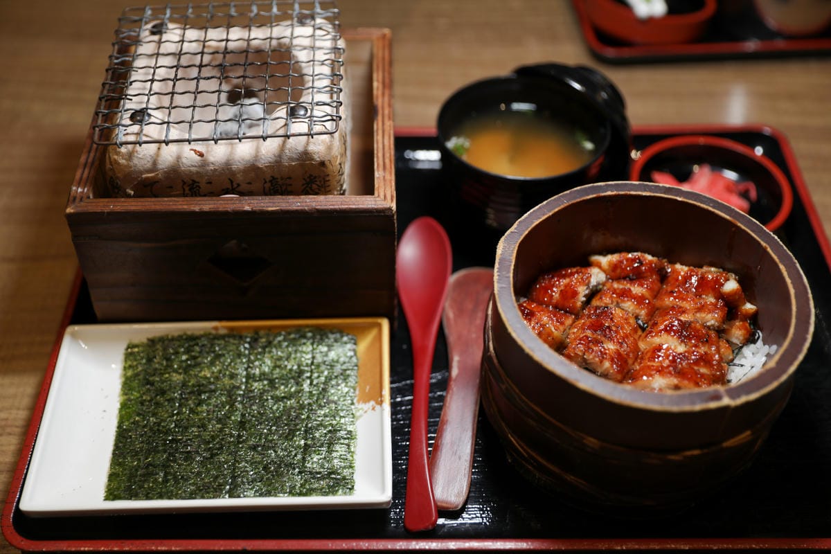 台中食記｜台中鰻魚飯推薦！大江戶町 鰻屋（公益店）無敵一家 招牌夢幻鰻魚桶飯3+1吃~