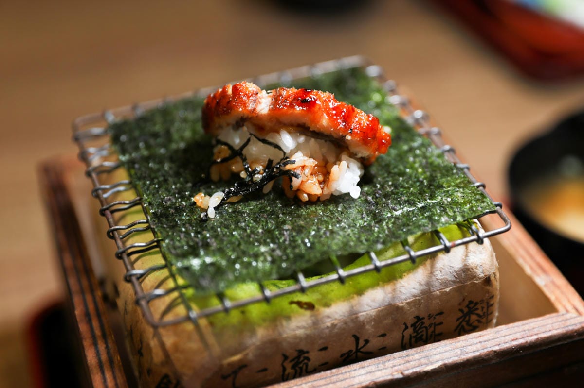 台中食記｜台中鰻魚飯推薦！大江戶町 鰻屋（公益店）無敵一家 招牌夢幻鰻魚桶飯3+1吃~