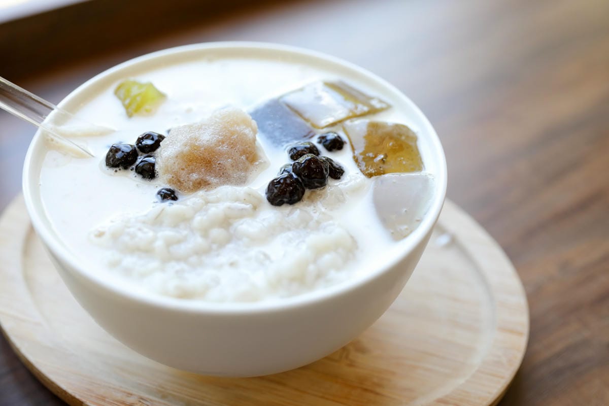 桃園食記｜澎湃豆花（林口店）桃園龜山好吃豆花推薦！可以免費續加一次豆花喔～