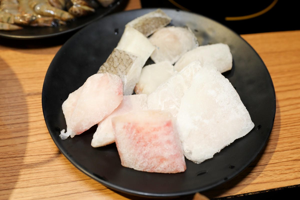 台北食記｜2023父親節聚餐首選！蒙古紅麻辣火鍋 蘆洲麻辣火鍋吃到飽推薦！（寵物友善餐廳）