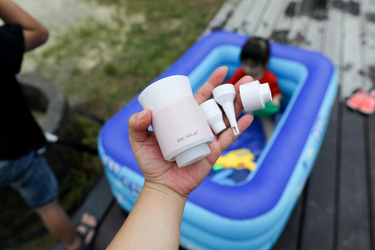 露營用品|摩肯 DR. SAVE 3in1極度快速迷你充抽氣機 打氣、抽氣、緊急電源一機三用,快速秒充,露營旅行必備推薦! - 第5張圖 露營用品|摩肯 DR. SAVE 3in1極度快速迷你充抽氣機 打氣、抽氣、緊急電源一機三用,快速秒充,露營旅行必備推薦!