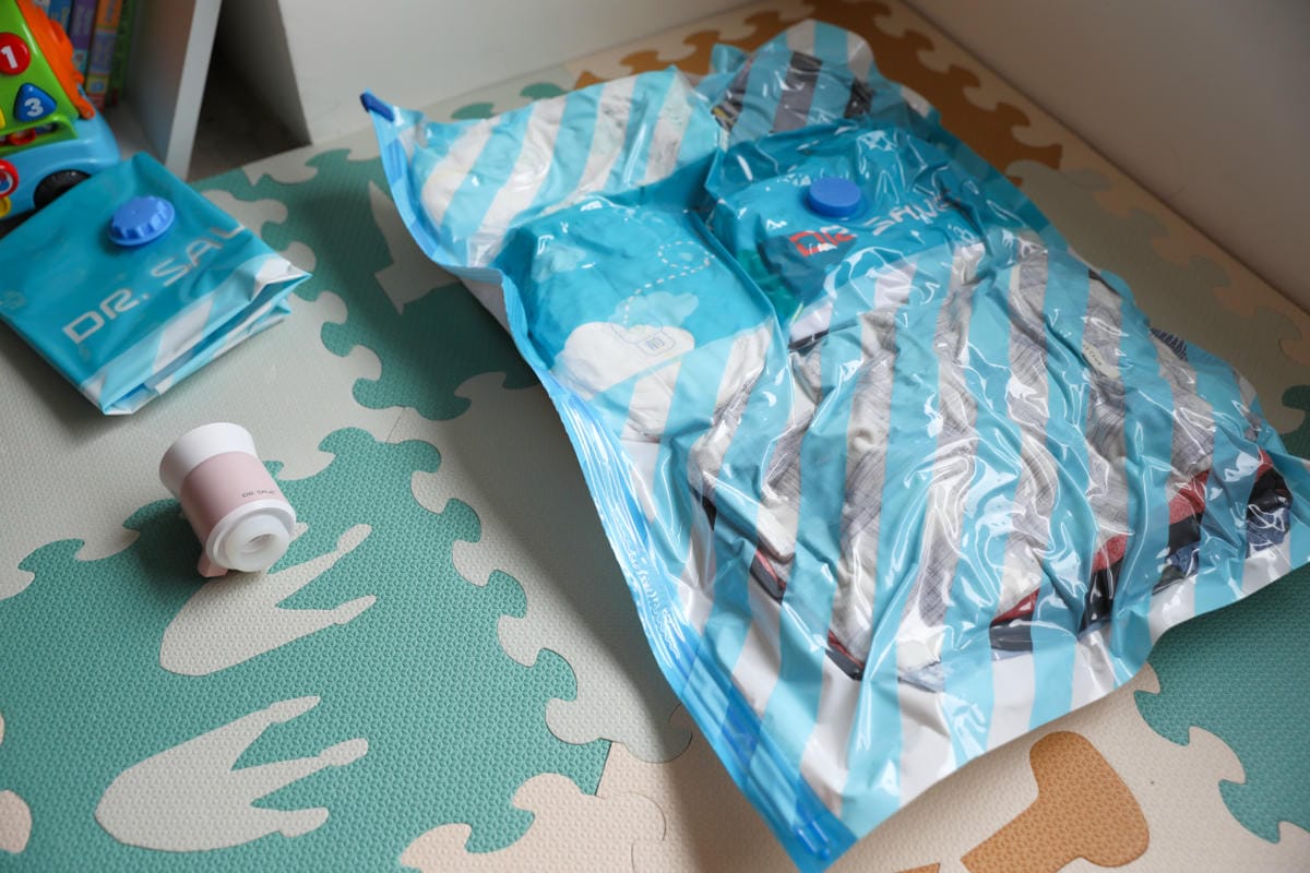 露營用品|摩肯 DR. SAVE 3in1極度快速迷你充抽氣機 打氣、抽氣、緊急電源一機三用,快速秒充,露營旅行必備推薦! - 第29張圖 露營用品|摩肯 DR. SAVE 3in1極度快速迷你充抽氣機 打氣、抽氣、緊急電源一機三用,快速秒充,露營旅行必備推薦!