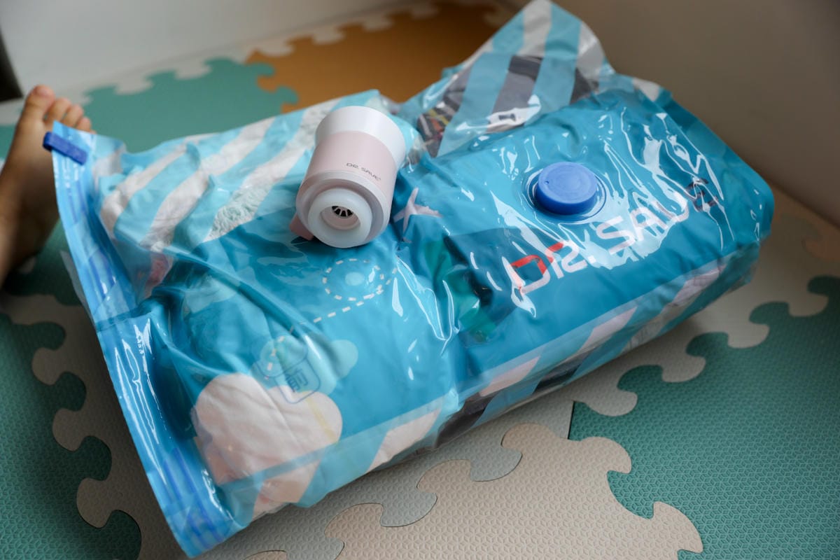 露營用品|摩肯 DR. SAVE 3in1極度快速迷你充抽氣機 打氣、抽氣、緊急電源一機三用,快速秒充,露營旅行必備推薦! - 第30張圖 露營用品|摩肯 DR. SAVE 3in1極度快速迷你充抽氣機 打氣、抽氣、緊急電源一機三用,快速秒充,露營旅行必備推薦!