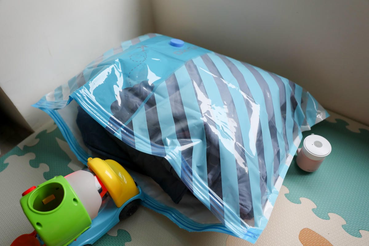 露營用品|摩肯 DR. SAVE 3in1極度快速迷你充抽氣機 打氣、抽氣、緊急電源一機三用,快速秒充,露營旅行必備推薦! - 第32張圖 露營用品|摩肯 DR. SAVE 3in1極度快速迷你充抽氣機 打氣、抽氣、緊急電源一機三用,快速秒充,露營旅行必備推薦!