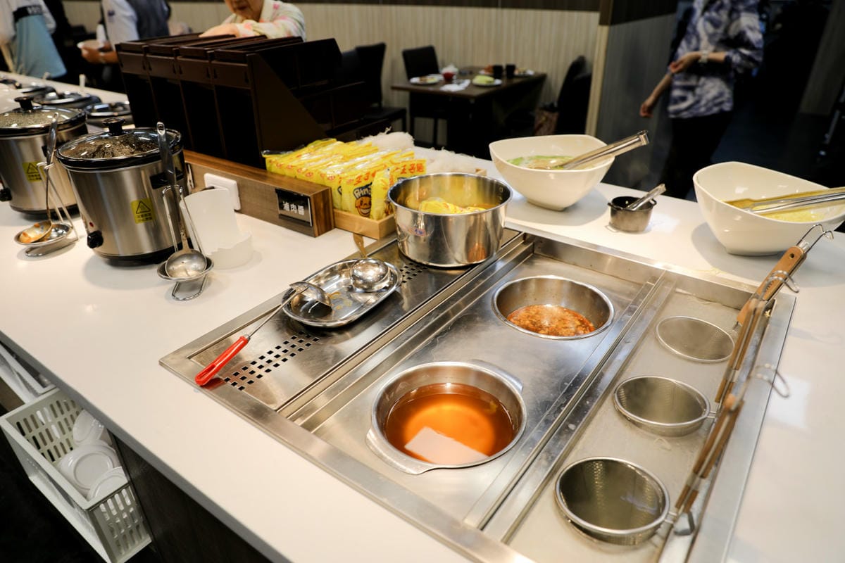 桃園食記|饗厚牛排 澎湃吃到飽自助吧(桃園店)桃園生日優惠餐廳推薦! - 第22張圖 桃園食記|饗厚牛排 澎湃吃到飽自助吧(桃園店)桃園生日優惠餐廳推薦!