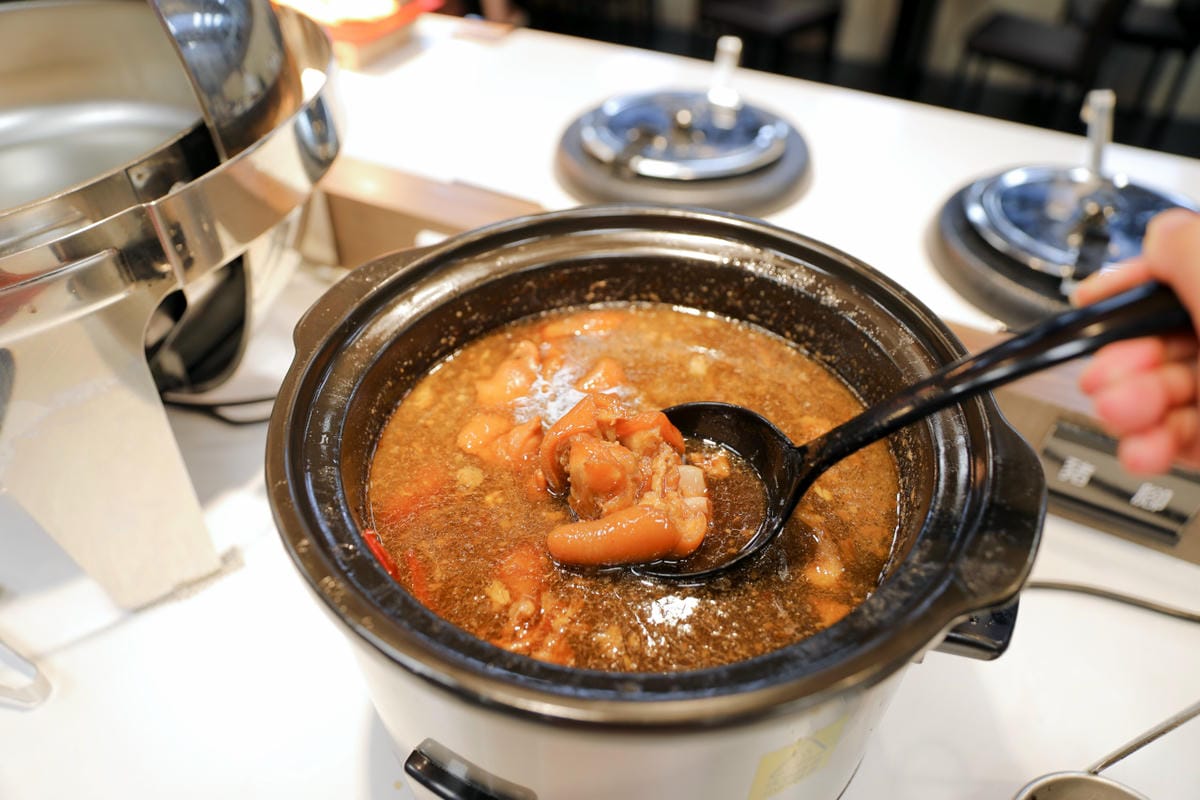 桃園食記|饗厚牛排 澎湃吃到飽自助吧(桃園店)桃園生日優惠餐廳推薦! - 第15張圖 桃園食記|饗厚牛排 澎湃吃到飽自助吧(桃園店)桃園生日優惠餐廳推薦!
