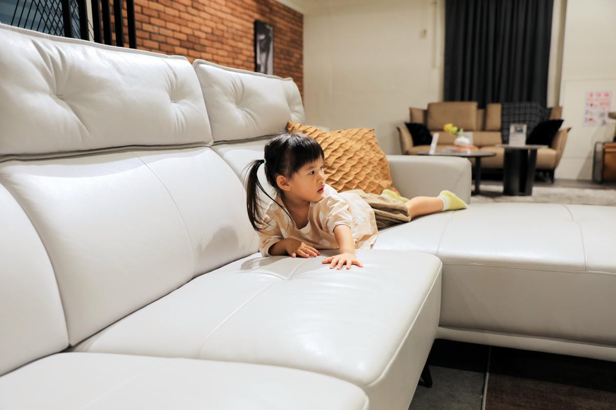 新北家具｜H&D 東稻家居（新莊門市） 沙發、床墊平價傢俱品牌推薦！提供免費家具配置、室內設計服務