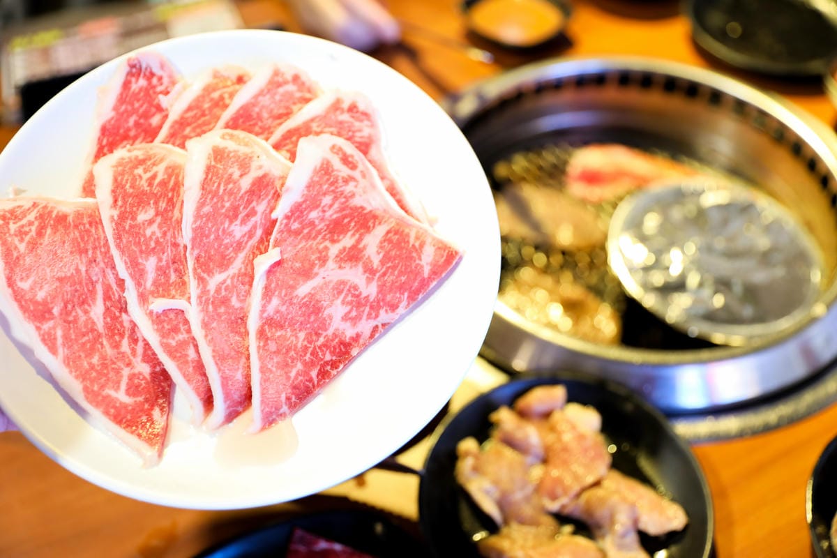 台北食記|台北燒肉吃到飽推薦!西門町美食 我!就厲害(西門店)平價高品質燒肉,還有台啤喝到飽! - 第28張圖 台北食記|台北燒肉吃到飽推薦!西門町美食 我!就厲害(西門店)平價高品質燒肉,還有台啤喝到飽!