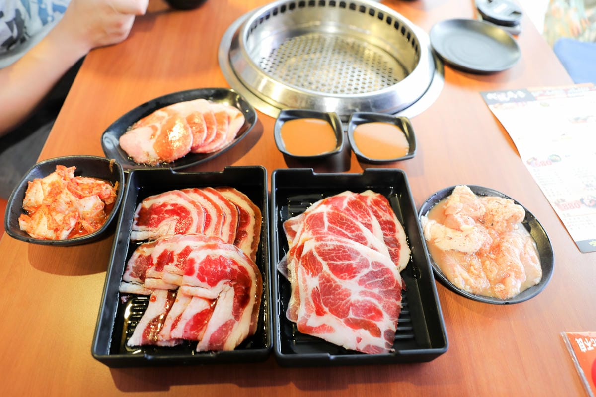台北食記|台北燒肉吃到飽推薦!西門町美食 我!就厲害(西門店)平價高品質燒肉,還有台啤喝到飽! - 第10張圖 台北食記|台北燒肉吃到飽推薦!西門町美食 我!就厲害(西門店)平價高品質燒肉,還有台啤喝到飽!