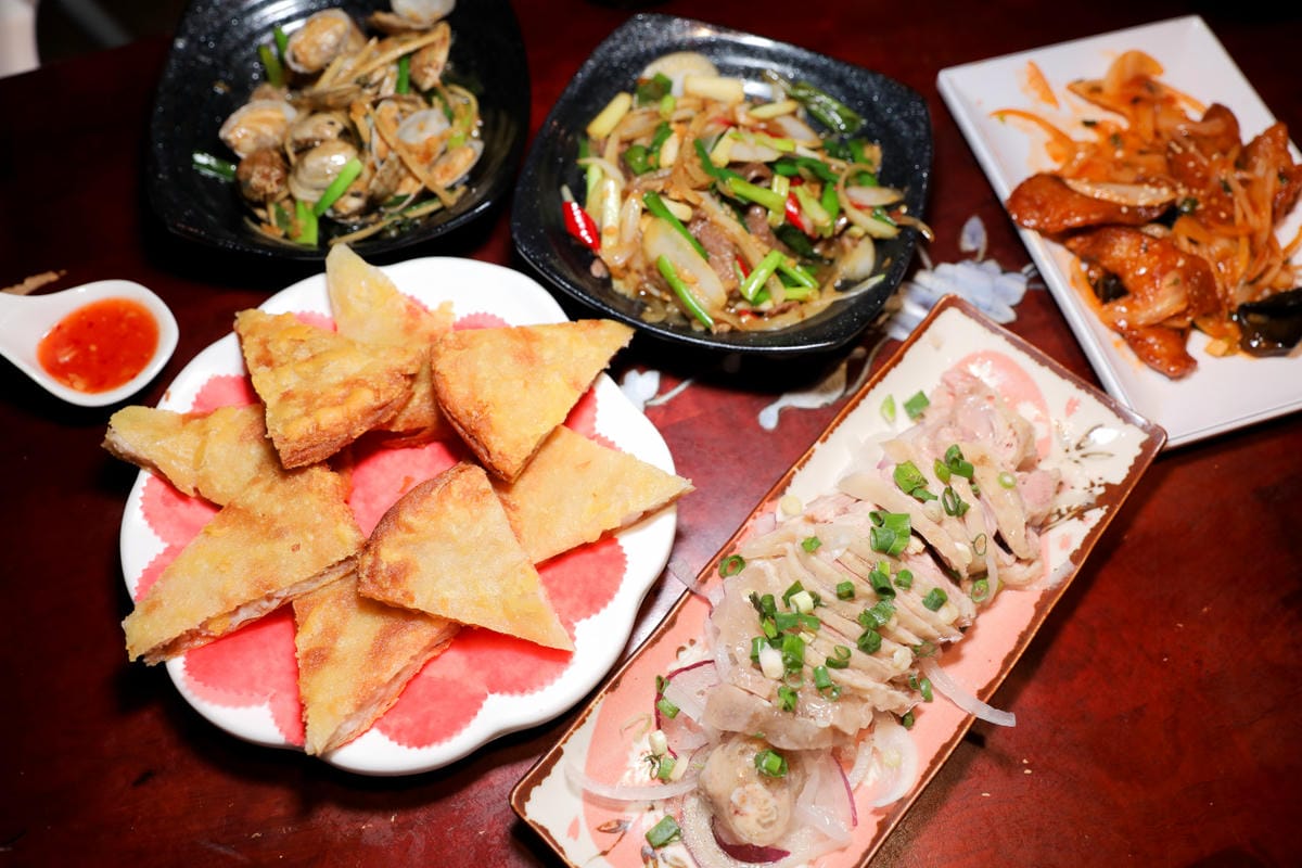 台北食記|完鍋子熱炒 市民大道熱炒、東區聚餐推薦!(KTV包廂) - 第17張圖 台北食記|完鍋子熱炒 市民大道熱炒、東區聚餐推薦!(KTV包廂)