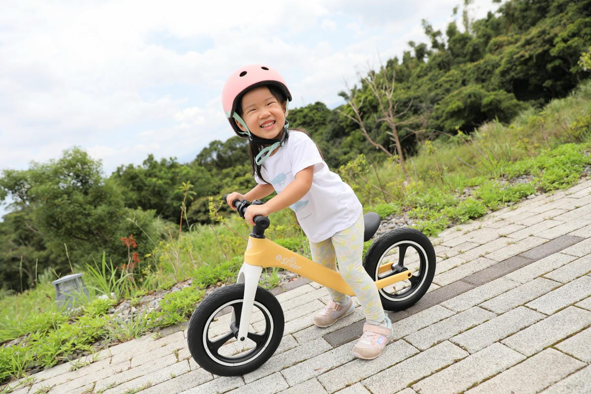 親子育兒|Slider滑來滑趣 兒童滑步車P668 馬卡龍色滑步車,小孩放電神器推薦! - 第5張圖 親子育兒|Slider滑來滑趣 兒童滑步車P668 馬卡龍色滑步車,小孩放電神器推薦!