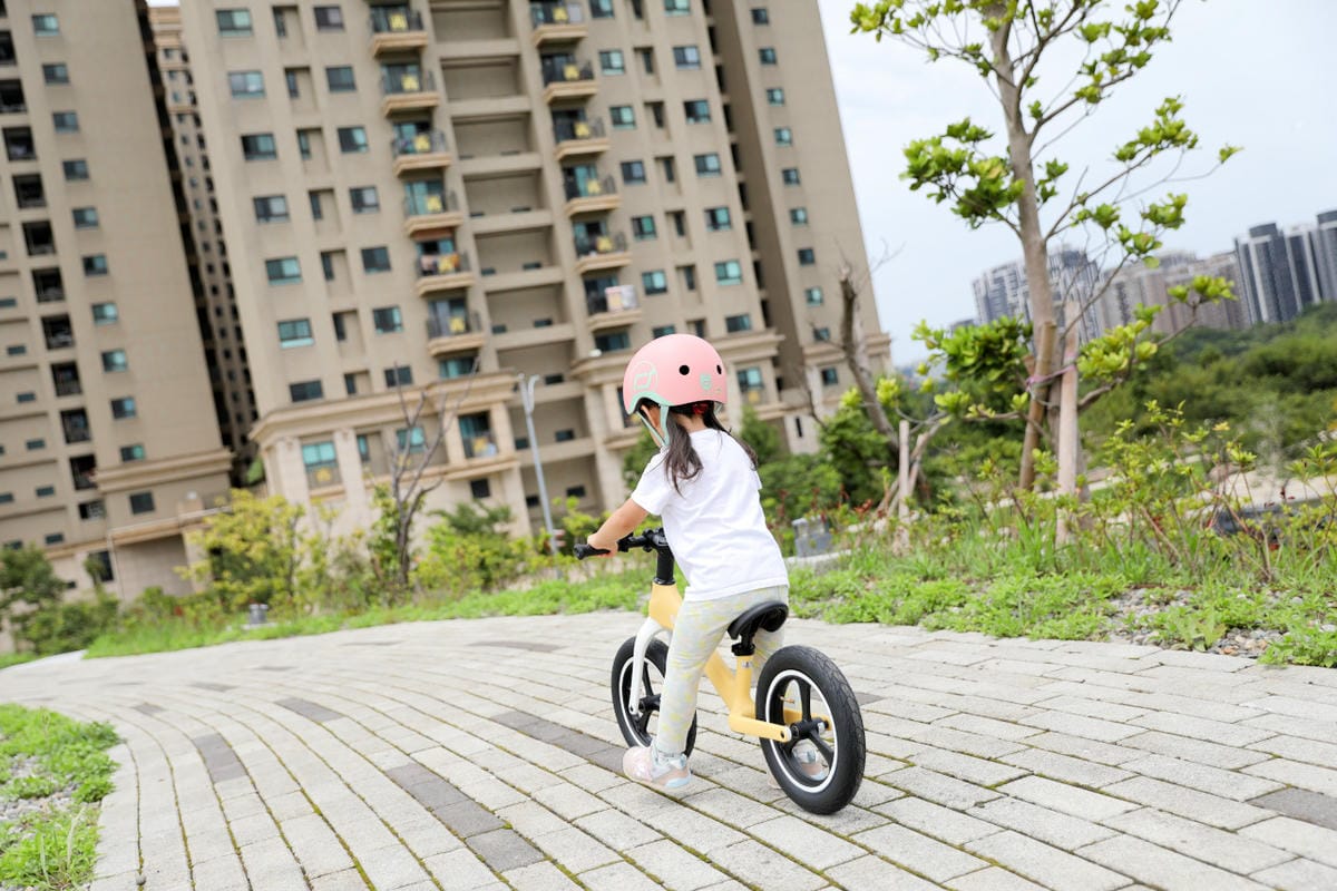 親子育兒|Slider滑來滑趣 兒童滑步車P668 馬卡龍色滑步車,小孩放電神器推薦! - 第10張圖 親子育兒|Slider滑來滑趣 兒童滑步車P668 馬卡龍色滑步車,小孩放電神器推薦!