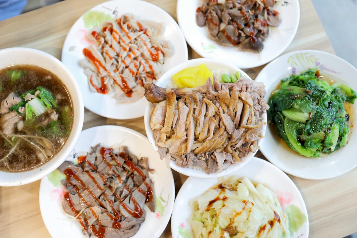 台中食記｜台中美食小吃推薦！鐘予原味當歸鴨（台中沙鹿店）新開幕！當歸羊肉、鴨腿飯極致推薦～～