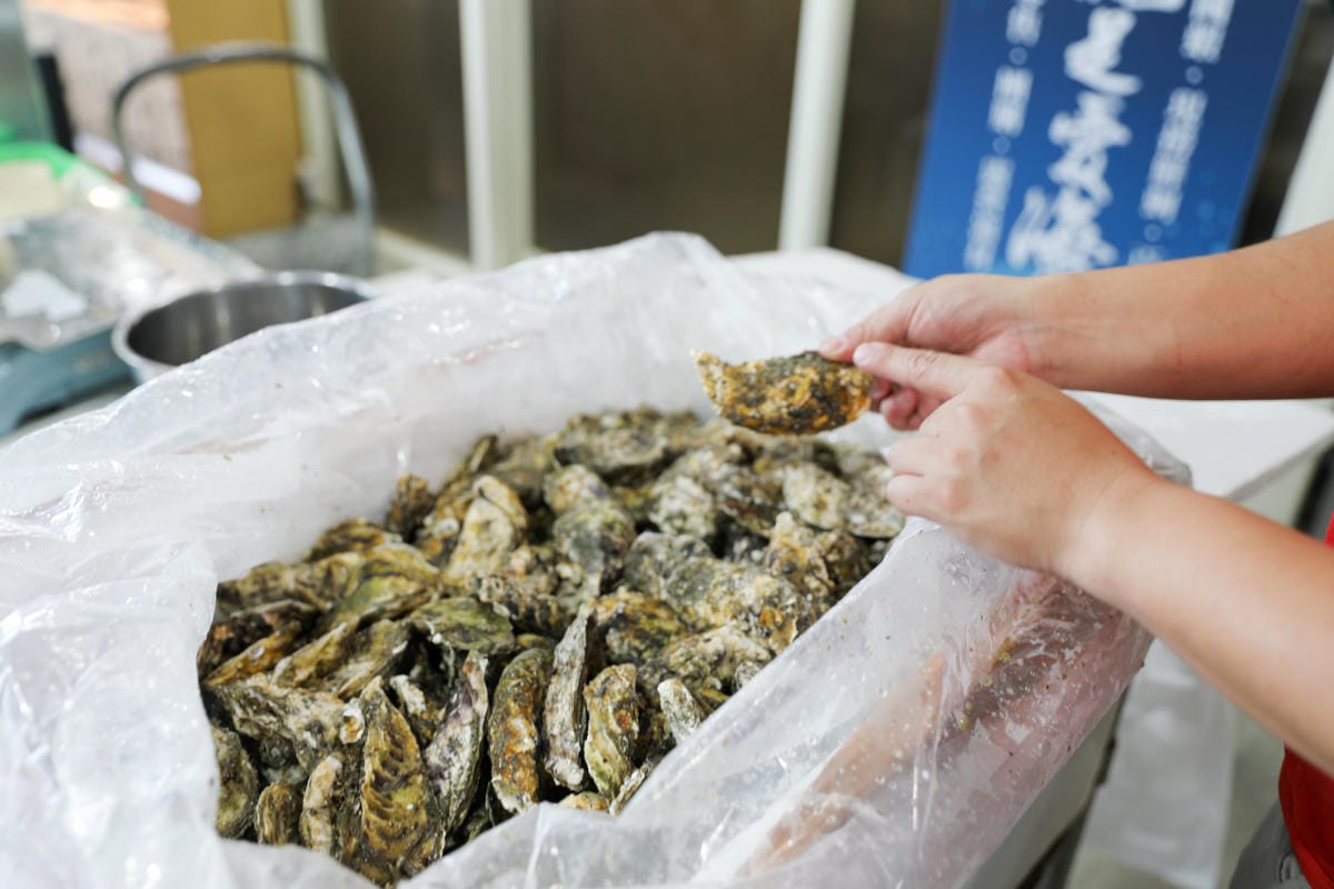 料理｜2023中秋烤肉食材組推薦！彰化水產肉品專賣 就是愛海鮮 超適合露營的便利串燒真空包，海鮮肉品宅配送~