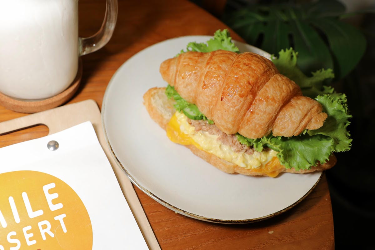 台北食記｜信義區親子友善咖啡廳推薦！Smile Dessert CAFÉ 微點咖啡（永吉信義店） 單品咖啡、甜點、輕食三明治