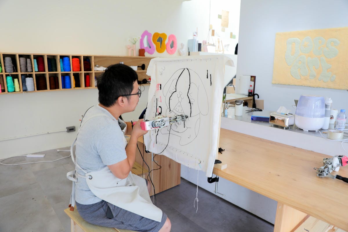 DIY課程|Does Art 都是藝術 台北館 療癒系DIY手作地毯課程(簇絨掛鏡) - 第11張圖 DIY課程|Does Art 都是藝術 台北館 療癒系DIY手作地毯課程(簇絨掛鏡)