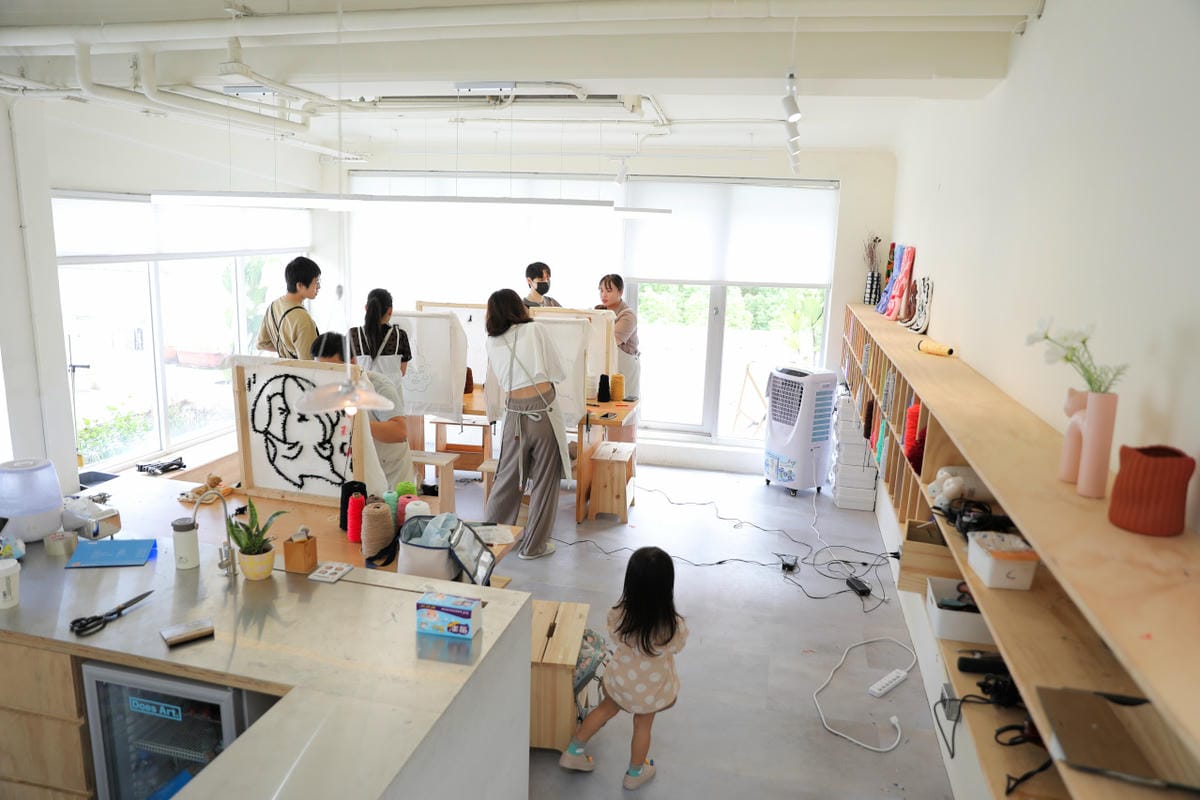 DIY課程|Does Art 都是藝術 台北館 療癒系DIY手作地毯課程(簇絨掛鏡) - 第14張圖 DIY課程|Does Art 都是藝術 台北館 療癒系DIY手作地毯課程(簇絨掛鏡)