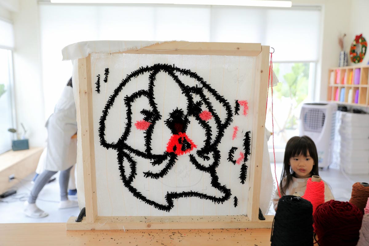 DIY課程|Does Art 都是藝術 台北館 療癒系DIY手作地毯課程(簇絨掛鏡) - 第22張圖 DIY課程|Does Art 都是藝術 台北館 療癒系DIY手作地毯課程(簇絨掛鏡)