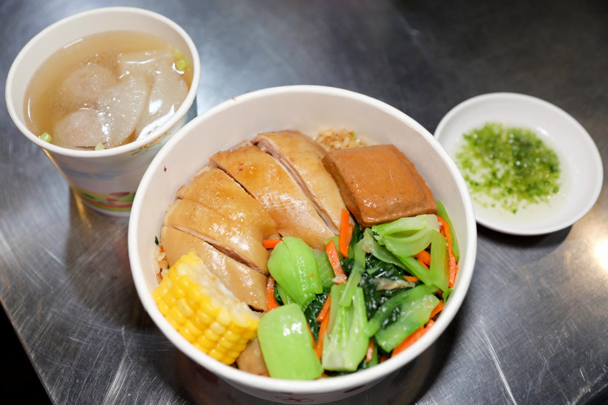 台北食記|2023四平愛揪購物節 四平陽光商圈懶人包 美食小吃購物推薦店家!吳記港式油雞炒飯、饅好吃炸饅頭、四平陽光豆花冰品、玩味咖啡、鹿璞茶事 - 第28張圖 台北食記|2023四平愛揪購物節 四平陽光商圈懶人包 美食小吃購物推薦店家!吳記港式油雞炒飯、饅好吃炸饅頭、四平陽光豆花冰品、玩味咖啡、鹿璞茶事