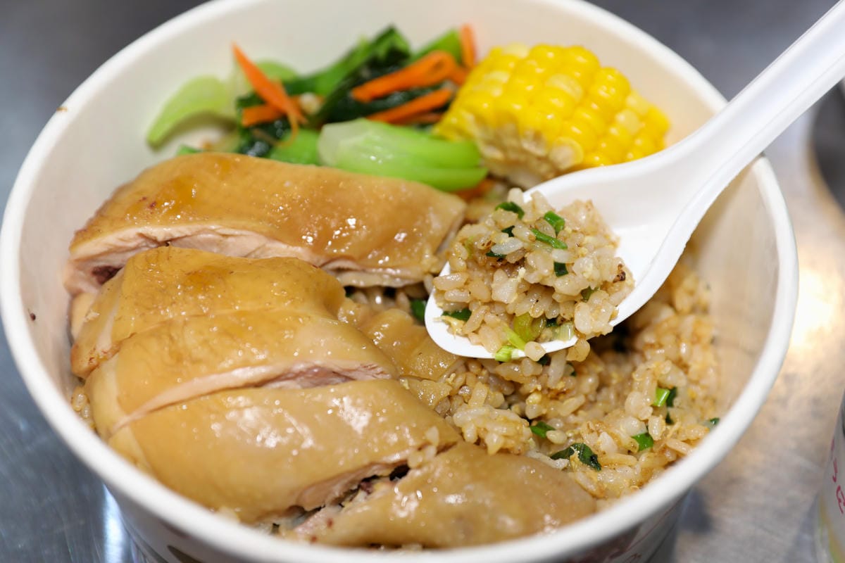 台北食記|2023四平愛揪購物節 四平陽光商圈懶人包 美食小吃購物推薦店家!吳記港式油雞炒飯、饅好吃炸饅頭、四平陽光豆花冰品、玩味咖啡、鹿璞茶事 - 第30張圖 台北食記|2023四平愛揪購物節 四平陽光商圈懶人包 美食小吃購物推薦店家!吳記港式油雞炒飯、饅好吃炸饅頭、四平陽光豆花冰品、玩味咖啡、鹿璞茶事