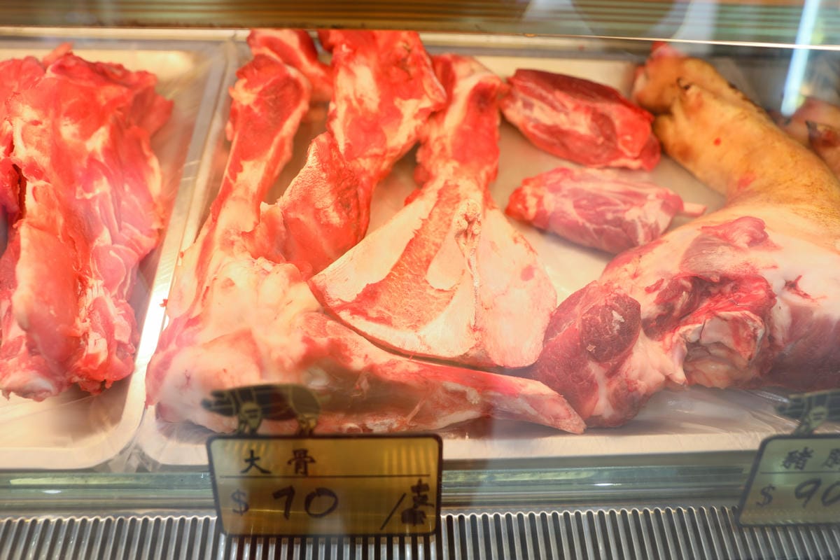 料理｜新竹 朝肉生鮮肉舖 每日新鮮現宰本土黑毛豬 溫體豬滿漢全席 懶人零失敗豬肉料理食譜推薦！