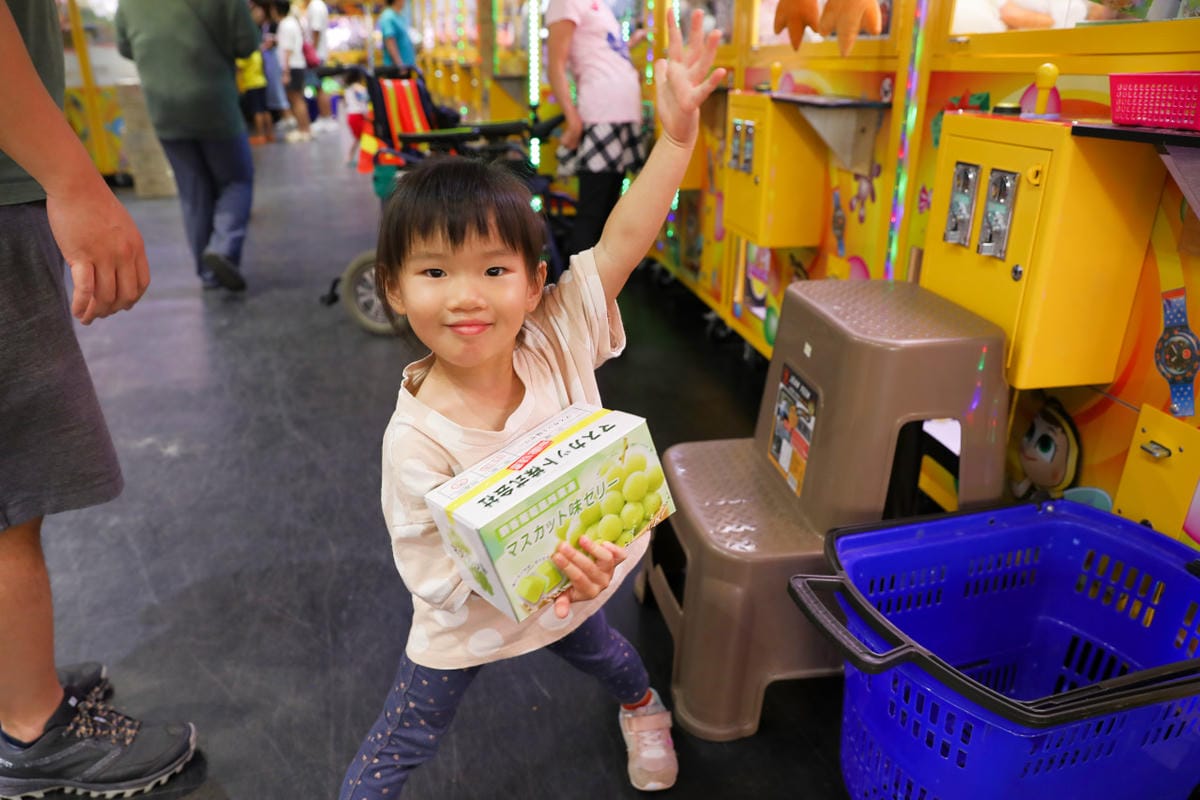 台南旅遊|台南親子一日遊美食景點!永康夾舖子遊樂園 親子友善、新手友善 夾娃娃機、夾零食機推薦! - 第22張圖 台南旅遊|台南親子一日遊美食景點!永康夾舖子遊樂園 親子友善、新手友善 夾娃娃機、夾零食機推薦!