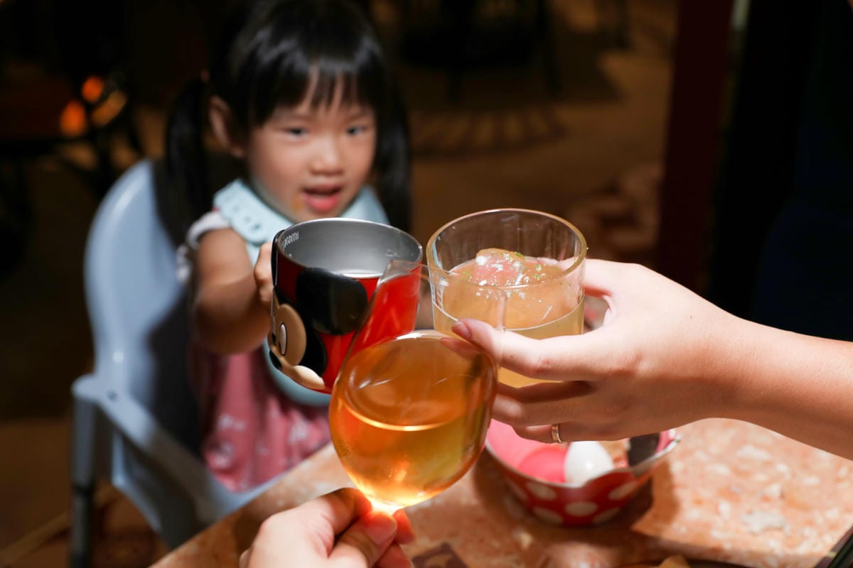 台北食記|輪輪1976 和食茶酒駅 信義A11日式復古風火車造景餐酒館(親子友善餐廳) - 第41張圖 台北食記|輪輪1976 和食茶酒駅 信義A11日式復古風火車造景餐酒館(親子友善餐廳)