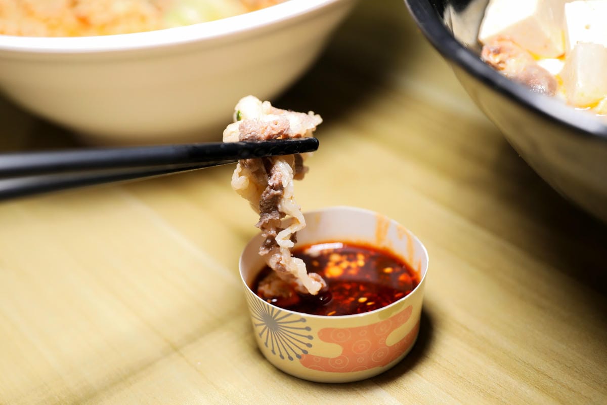 苗栗食記｜苗栗人氣排隊美食推薦！沐上麻辣燙 大骨奶香湯頭，可以喝的麻辣燙~