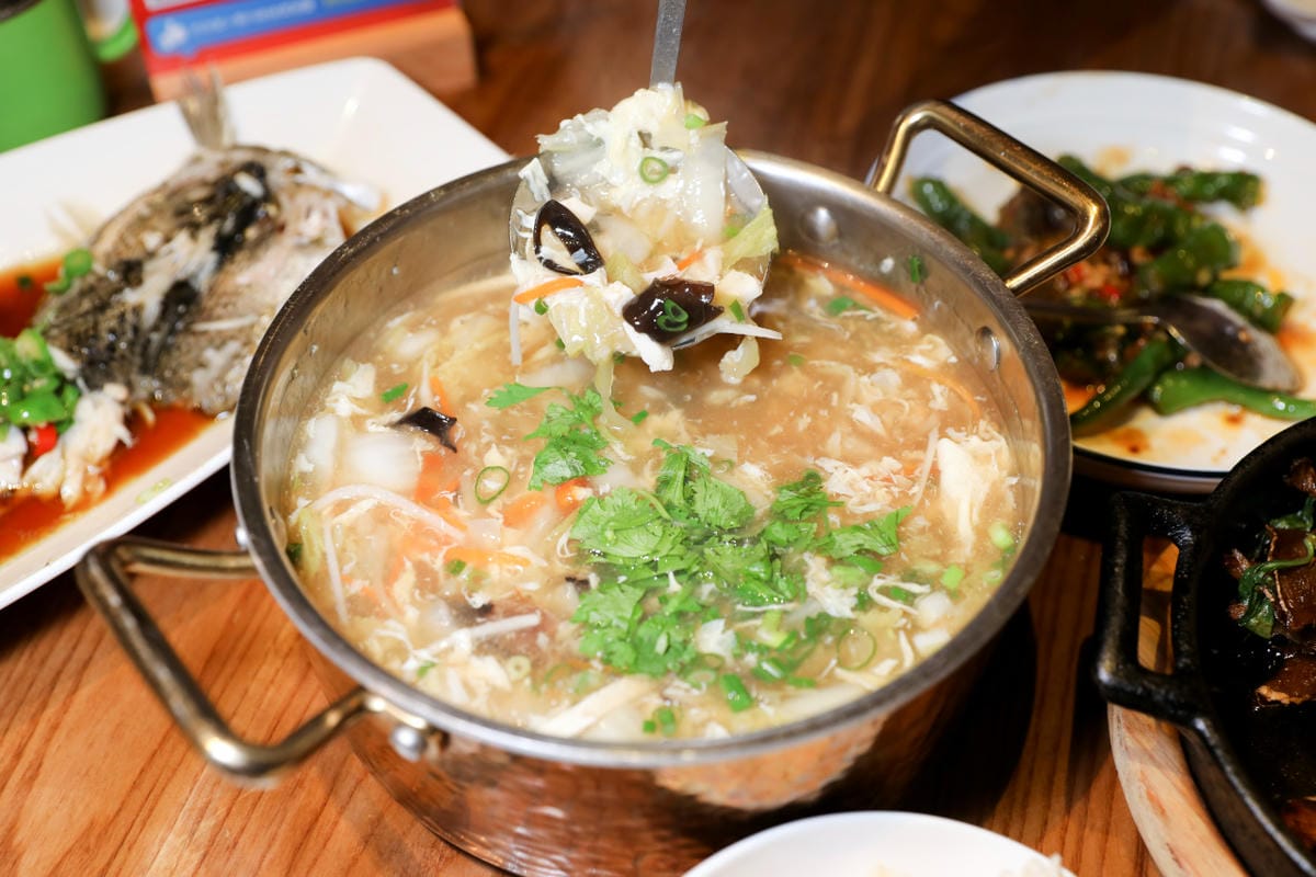 新北食記｜台北米其林必比登推薦餐廳！欣葉小聚（林口店）林口三井Outlet家庭聚餐首選推薦！