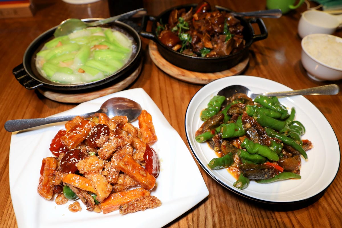 新北食記｜台北米其林必比登推薦餐廳！欣葉小聚（林口店）林口三井Outlet家庭聚餐首選推薦！