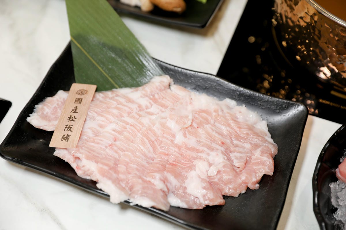 桃園食記|2023桃園最新開幕火鍋推薦!涮金鍋 和風涮涮鍋 不能錯過的黃金雞湯與雞生蠔! - 第23張圖 桃園食記|2023桃園最新開幕火鍋推薦!涮金鍋 和風涮涮鍋 不能錯過的黃金雞湯與雞生蠔!