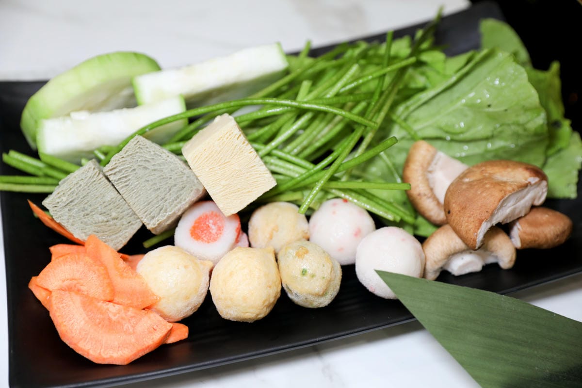 桃園食記|2023桃園最新開幕火鍋推薦!涮金鍋 和風涮涮鍋 不能錯過的黃金雞湯與雞生蠔! - 第19張圖 桃園食記|2023桃園最新開幕火鍋推薦!涮金鍋 和風涮涮鍋 不能錯過的黃金雞湯與雞生蠔!