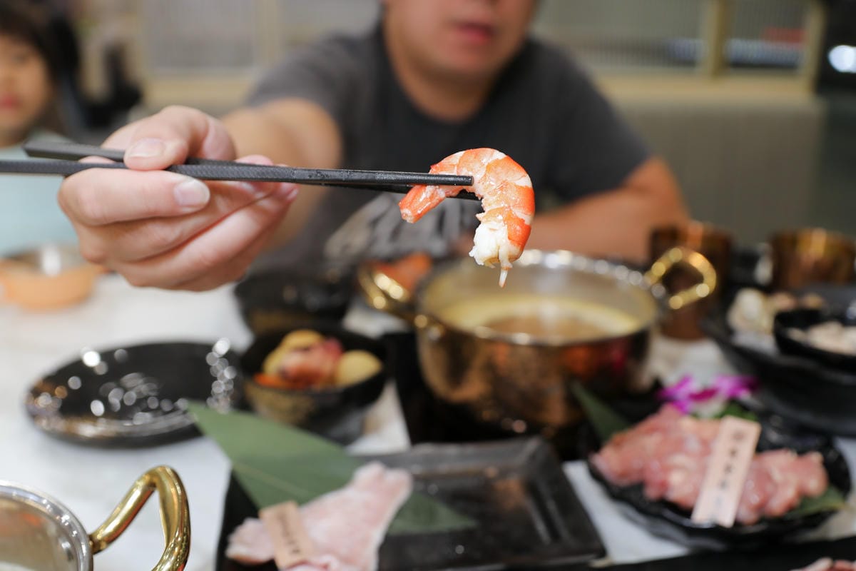 桃園食記|2023桃園最新開幕火鍋推薦!涮金鍋 和風涮涮鍋 不能錯過的黃金雞湯與雞生蠔! - 第30張圖 桃園食記|2023桃園最新開幕火鍋推薦!涮金鍋 和風涮涮鍋 不能錯過的黃金雞湯與雞生蠔!