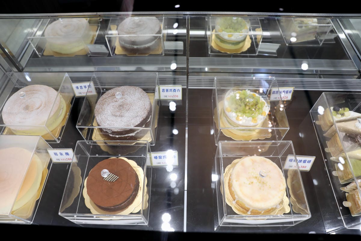 台中食記｜2度C Ni Guo 倪菓手作千層蛋糕、彌月蛋糕（豐原店） 台中平價千層蛋糕、生日蛋糕推薦！