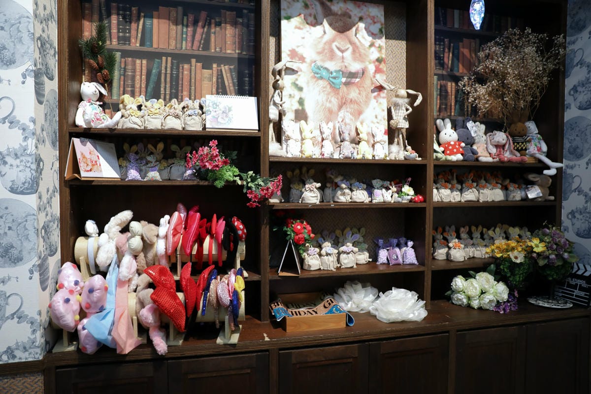 台中食記|北屯親子寵物友善餐廳推薦!(兔奴俱樂部)綠萼159地中海南法料理 台中超美綠意歐風餐廳,還有超可愛的兔子唷~ - 第7張圖 台中食記|北屯親子寵物友善餐廳推薦!(兔奴俱樂部)綠萼159地中海南法料理 台中超美綠意歐風餐廳,還有超可愛的兔子唷~